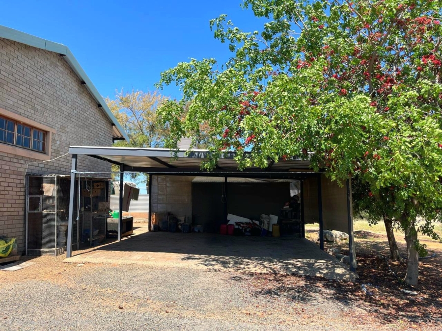 2 Bedroom Property for Sale in Upington Rural Northern Cape